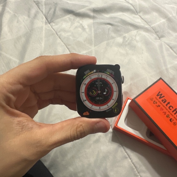 Watch 8 - Picture 2 of 6